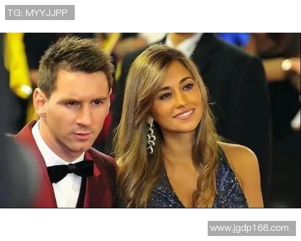 足球明星的爱情故事与妻子们的风采揭秘